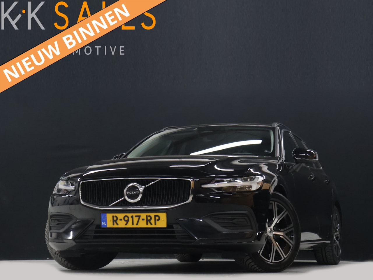 Volvo V60 - 2.0 B4 Core [APPLE CARPLAY, ANDROID, ADAPTIVE CRUISE, ELEKTRISCHE STOELEN, TREKHAAK, DRAAD - AutoWereld.nl
