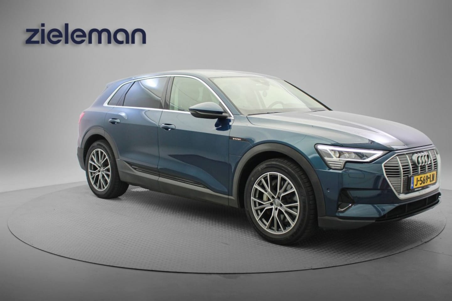 Audi e-tron - 50 quattro edition 71 kWh - Carplay, Navi, Cruise, SOH 93% - AutoWereld.nl