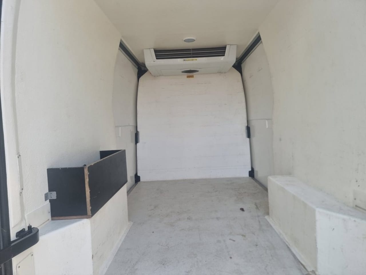 Renault Master - T35 2.3 dCi 180 L2H2 Energy T35 2.3 dCi 180 L2H2 Energy - AutoWereld.nl
