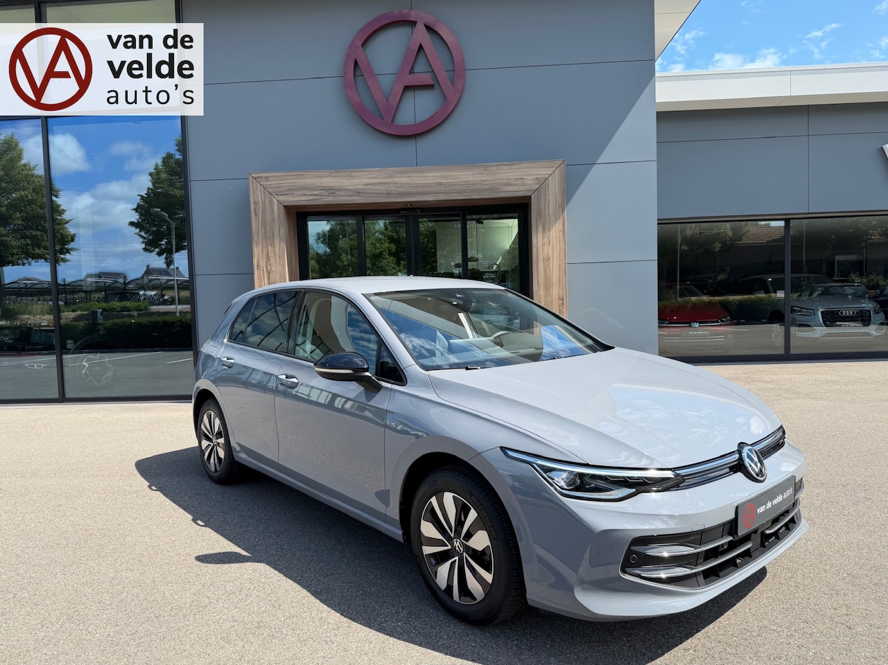Volkswagen Golf - 1.5 eTSI 150pk DSG GOAL | Trekhaak | Camera | Dode hoek | Rijklaar incl. garantie - AutoWereld.nl