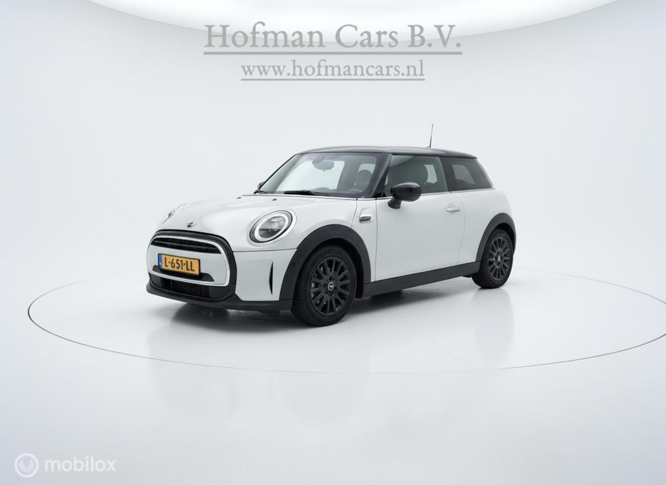 MINI 3-Deurs - 1.5 Cooper Business Edition | NAP | Nederlandse Auto | Navigatie | Cruise Control | 136 PK - AutoWereld.nl
