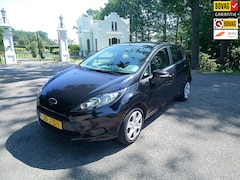 Ford Fiesta - | Airco | 5drs | Nieuwe APK | Zuinig | 2 Sleutels | Technisch 100% | Onderhoud Boekjes|