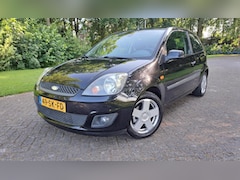 Ford Fiesta - 1.6-16V Futura 3drs LM-VELGEN NW APK GOED OH