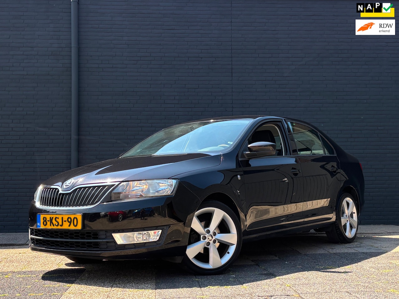 Skoda Rapid - 1.2 TSI Ambition Businessline Plus | Navi | Cruise - AutoWereld.nl