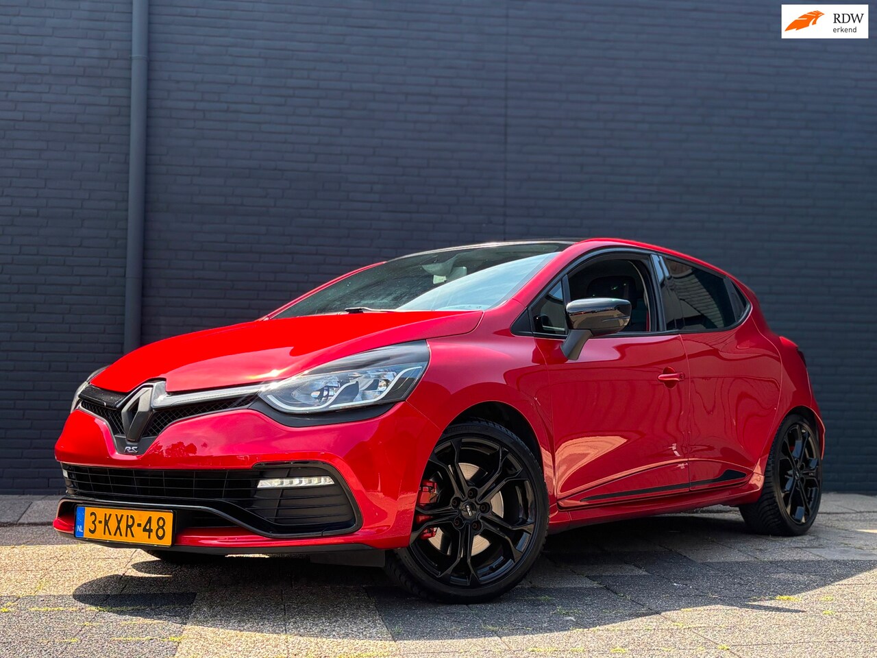 Renault Clio - 1.6 R.S. Automaat | Navi | Leder | Stoelverwarming - AutoWereld.nl