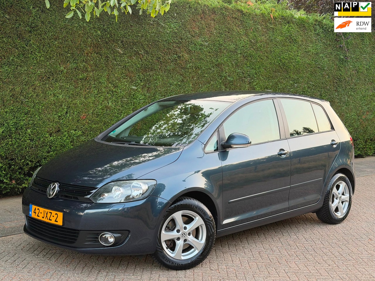 Volkswagen Golf Plus - 1.4 TSI AUTOMAAT/AIRCO KOUD/RIJDT GOED! - AutoWereld.nl