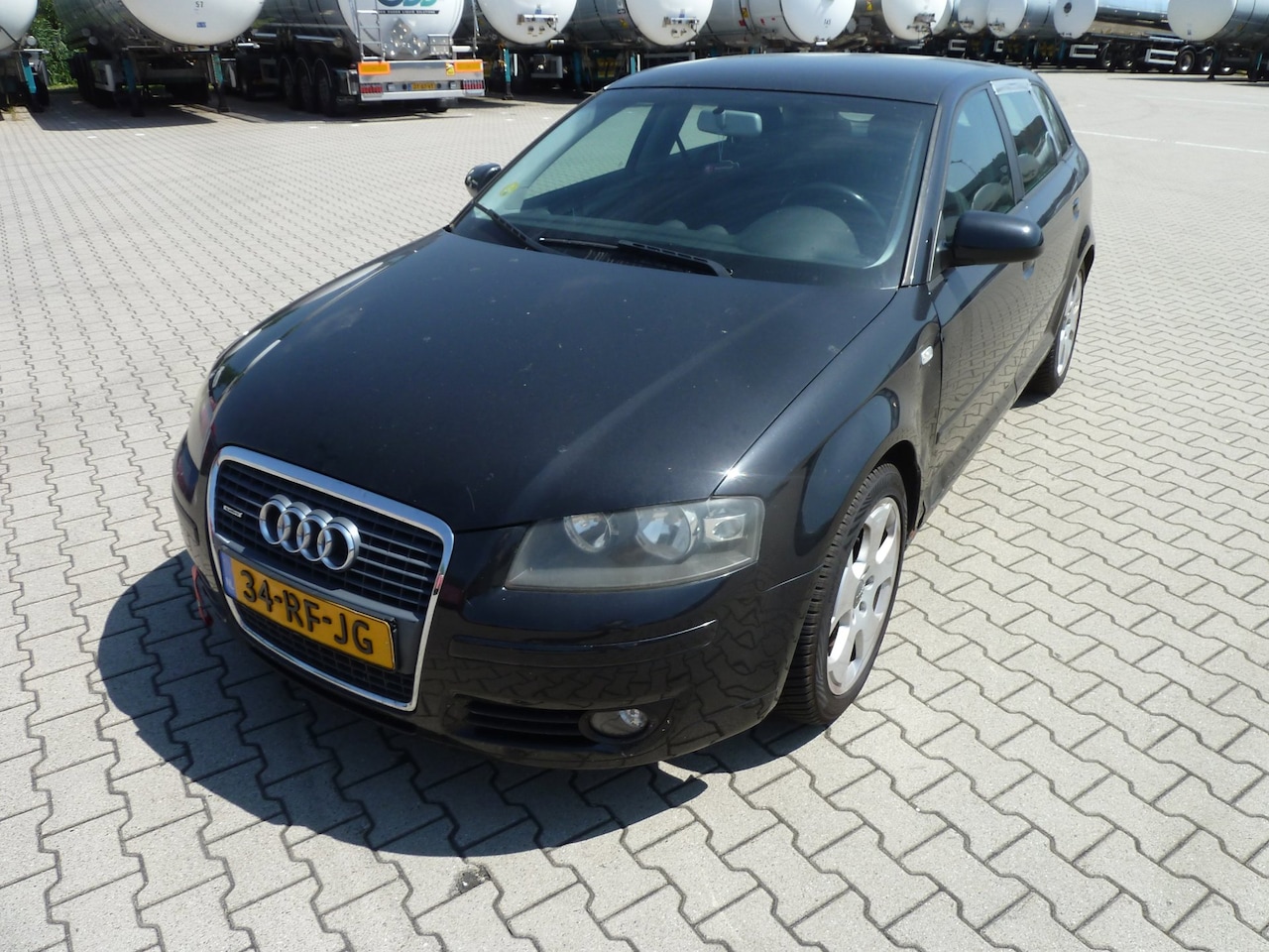 Audi A3 Sportback - 2.0 TFSI quattro Ambition 2.0 TFSI quattro Ambition - AutoWereld.nl