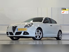 Alfa Romeo Giulietta - 1.4 T Sprint 170pk A/T 2e Eigenaar Trekhaak Navi Mooi