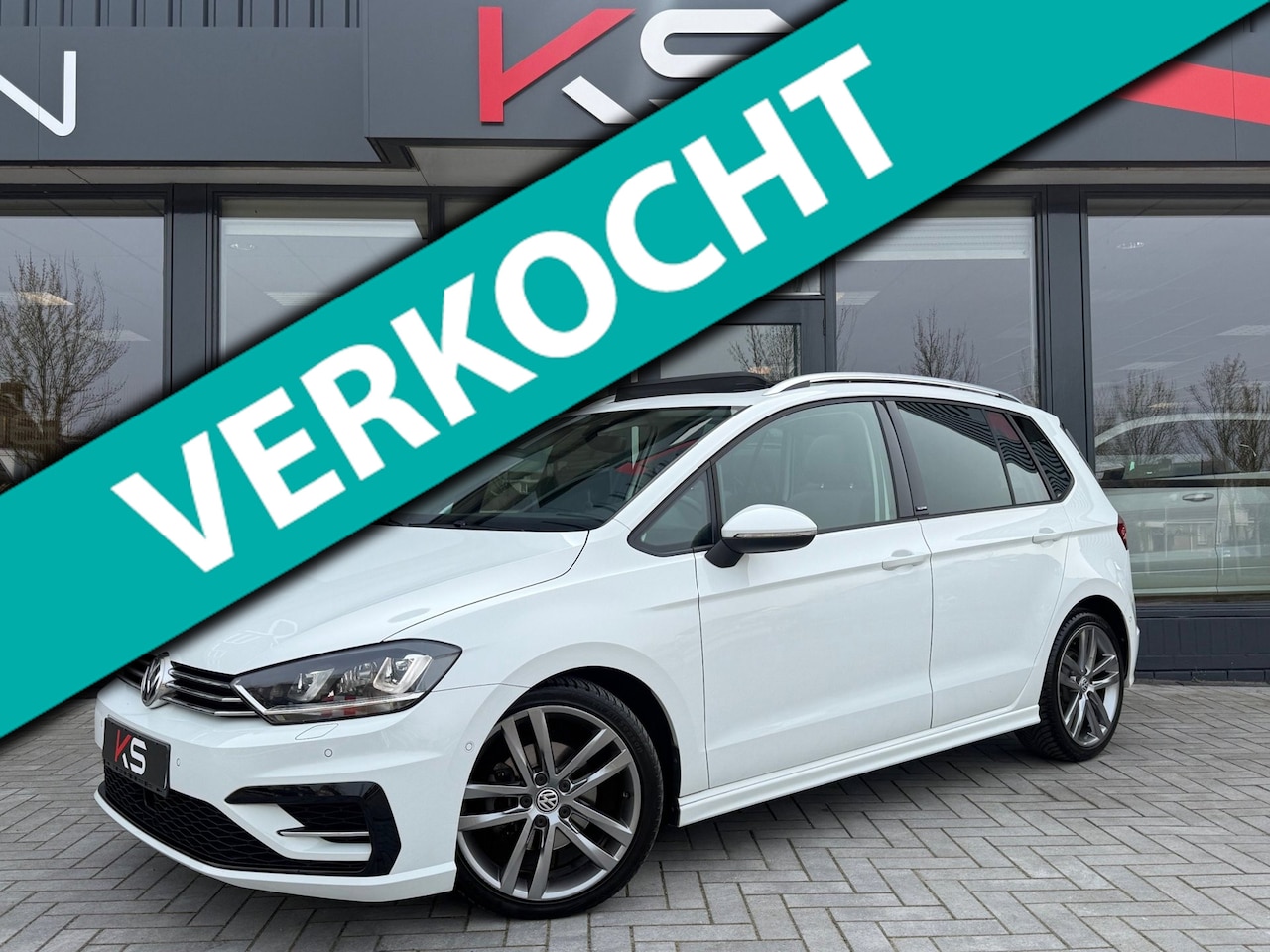 Volkswagen Golf Sportsvan - 1.4 TSI Highline R Line Pano DSG Camera ACC - AutoWereld.nl