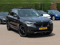 BMW iX3 - High Executive 80 kWh / SoH 93, 4 % / Panoramadak / Camera / Head-up / 20'' / Leder / Harm