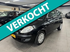 Lancia Y(psilon) - Ypsilon 1.2 1-eigenaar elektrische pakket stuurbekrachtiging zeer zuinig