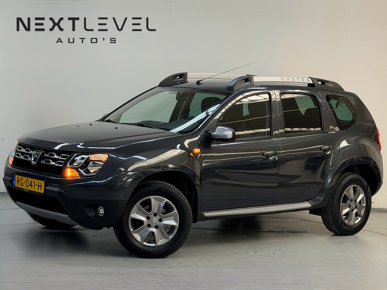 Dacia Duster - 1.2 TCe 4x2 Prestige Airco Navigatie Nette Auto - AutoWereld.nl