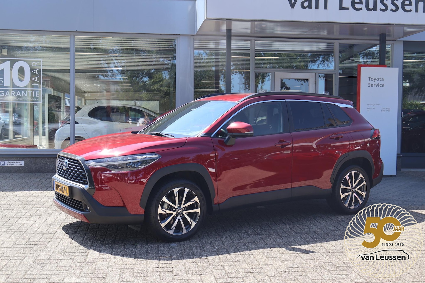 Toyota Corolla Cross - HYBRID 140 STYLE STOEL/STUUR&WISSERVERW. KEYLESS CAMERA PRIVACY GLASS - AutoWereld.nl