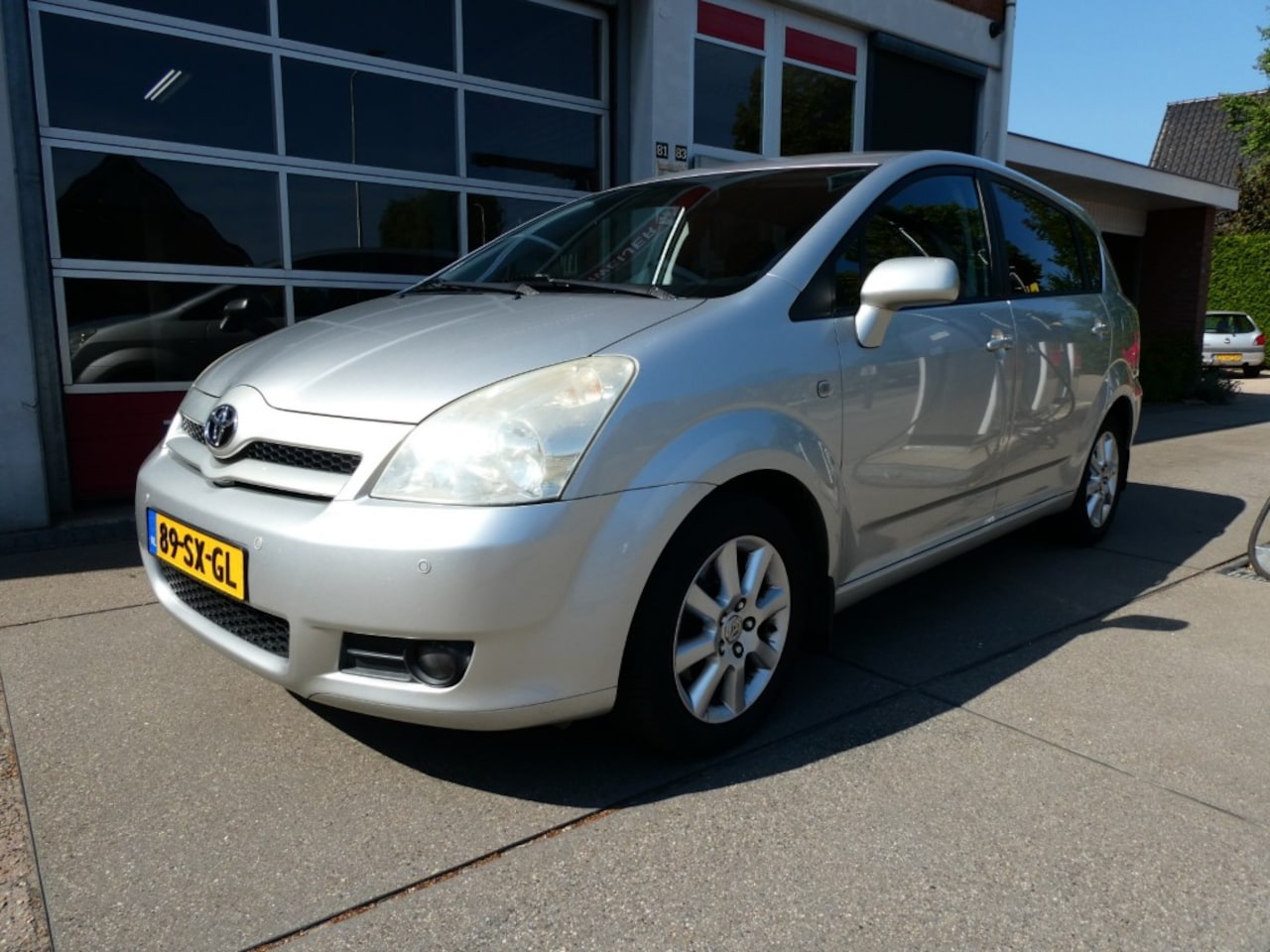 Toyota Verso - 1.8 VVT-I DYNAMIC Door inruil verkregen  Clima/Cruise/Trekhaak/Pdc - AutoWereld.nl