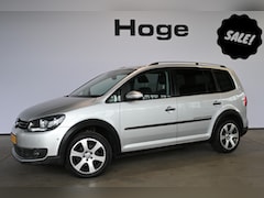 Volkswagen Touran Cross - 1.4 TSI Climate control Trekhaak Cruise control PDC Inruil Mogelijk