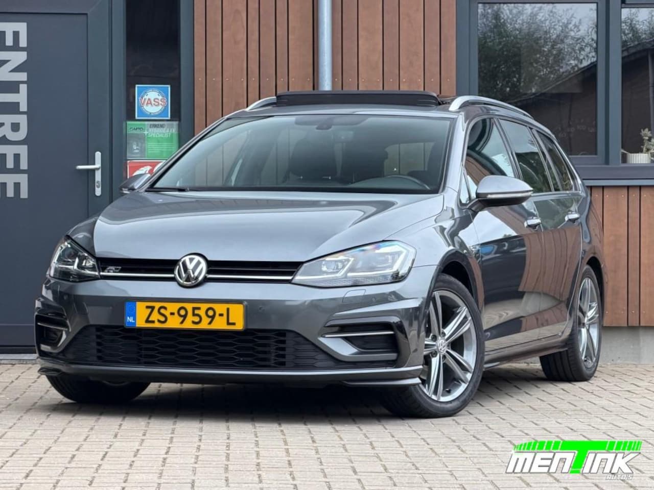 Volkswagen Golf - 1.5 TSI DSG 2x R-Line Pano Virtueel Stoelverw. - AutoWereld.nl