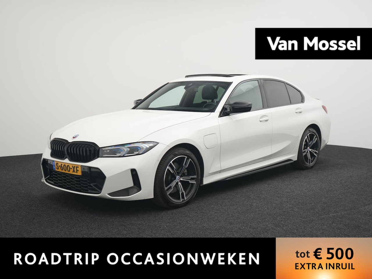 BMW 3-serie - 330e | Automaat | M Sportpakket / BMW 50 Jahre | HUD | Schuif Dak | BMW Live Cockpit Plus - AutoWereld.nl