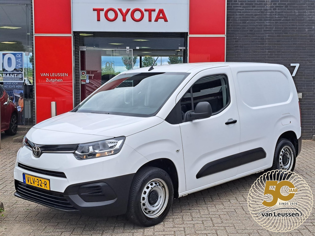 Toyota ProAce City - 1.5 D-4D Cool Comfort 1.350KG GEREMD AIRCO ONDERHOUDSBOEKJES - AutoWereld.nl