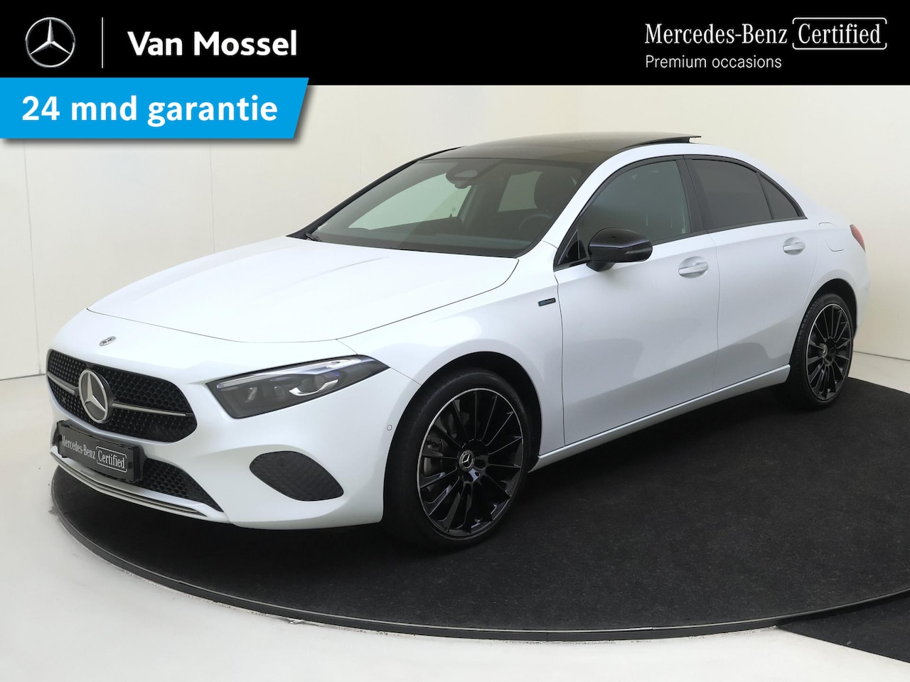 Mercedes-Benz A-klasse - 250 e Luxury Line /Panoramadak /19 Inch /Nightpakket /18.868 KM! - AutoWereld.nl
