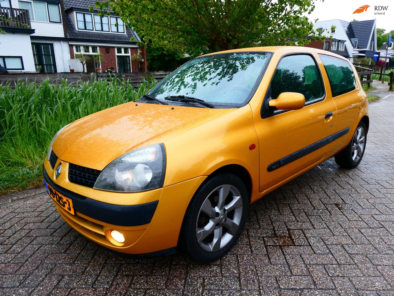 Renault Clio - 1.2-16V Automaat Zuinig 4-Cilinder Nette auto - AutoWereld.nl
