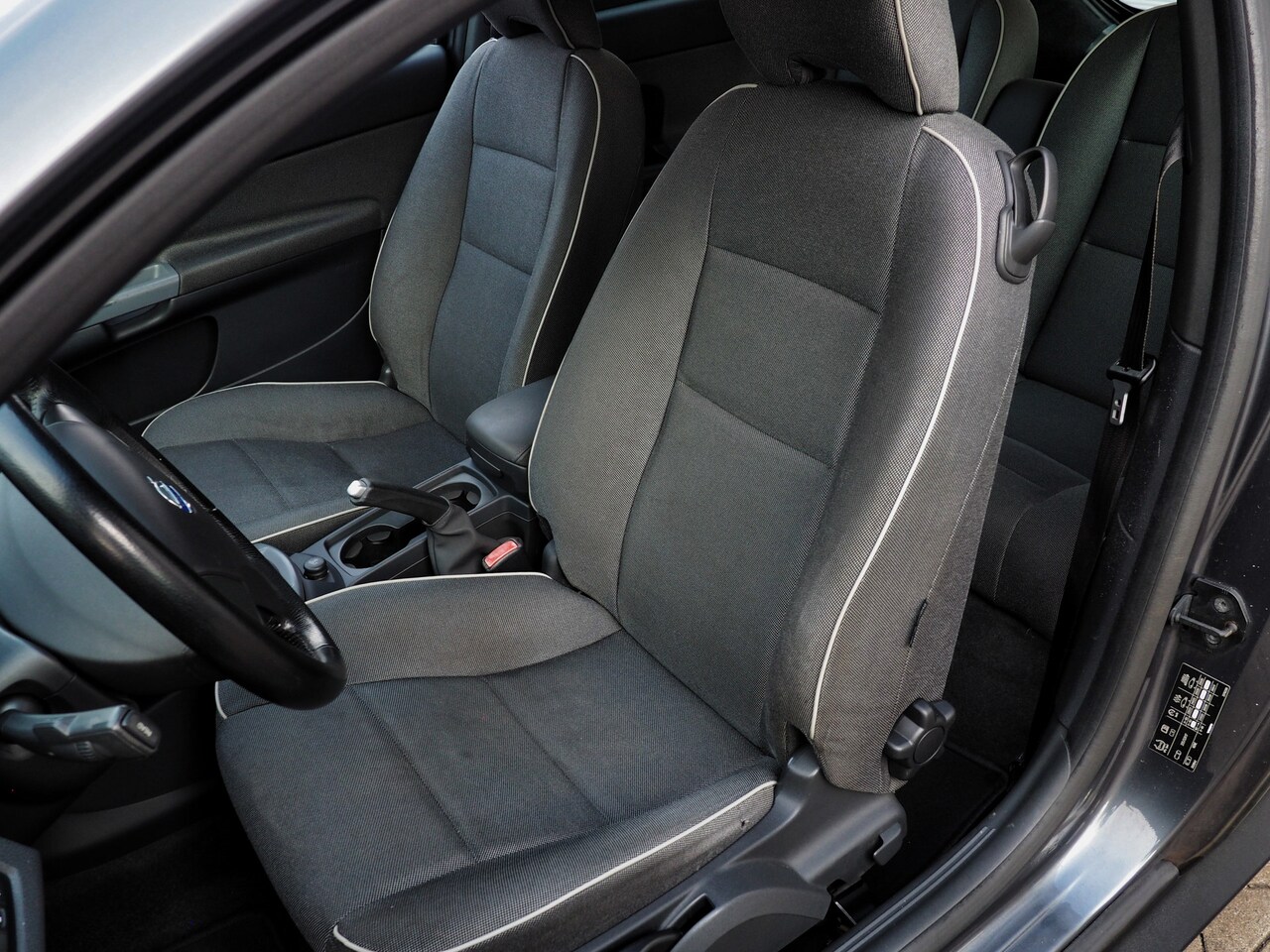 Volvo C30 - 1.8 Kinetic AIRCO TREKH. LM VELGEN