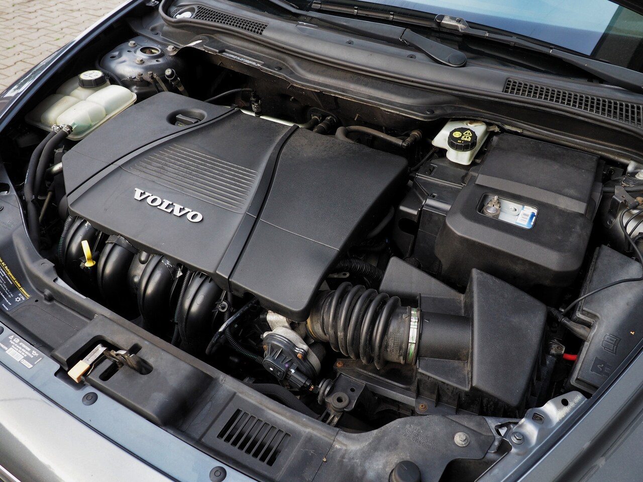 Volvo C30 - 1.8 Kinetic AIRCO TREKH. LM VELGEN