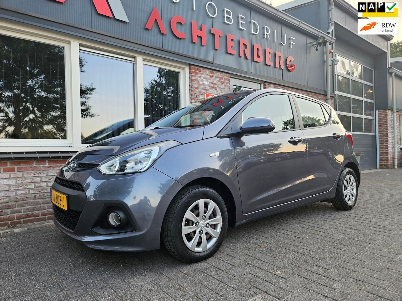 Hyundai i10 - 1.0i i-Motion Comfort Airco/Clima! Cruise Control! NAP! Leuke Auto! - AutoWereld.nl