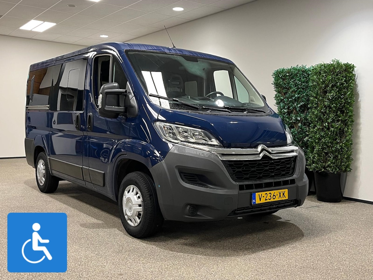 Citroën Jumper - L1H1 Rolstoelbus - Rolstoel voorin - AutoWereld.nl