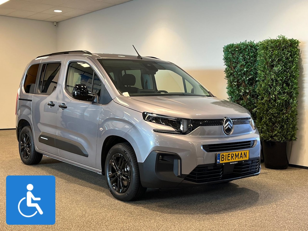Citroën Berlingo - L1 Rolstoelauto 3+1 Rolstoel Nieuw - AutoWereld.nl