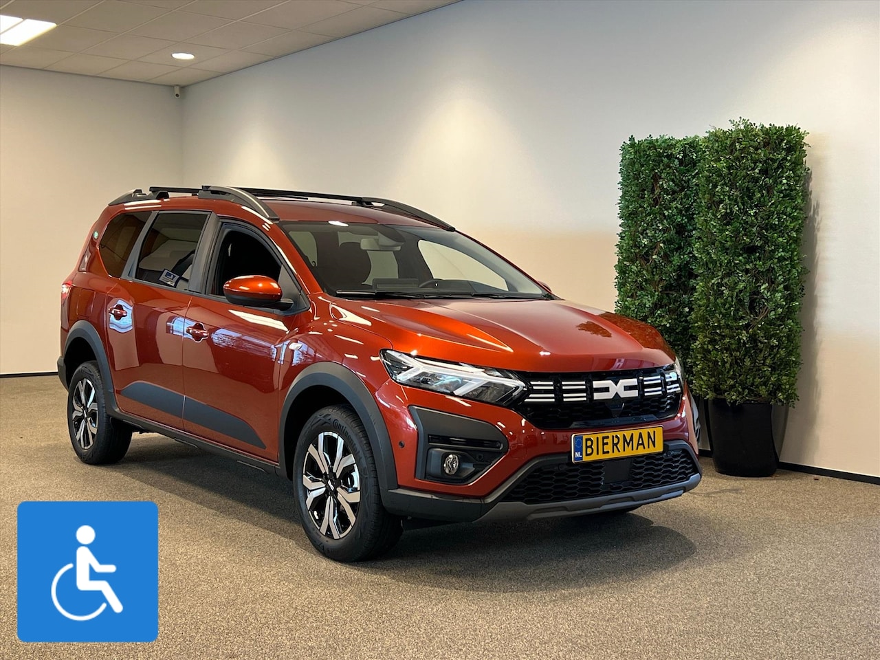 Dacia Jogger - Rolstoelauto 5+1 - AutoWereld.nl