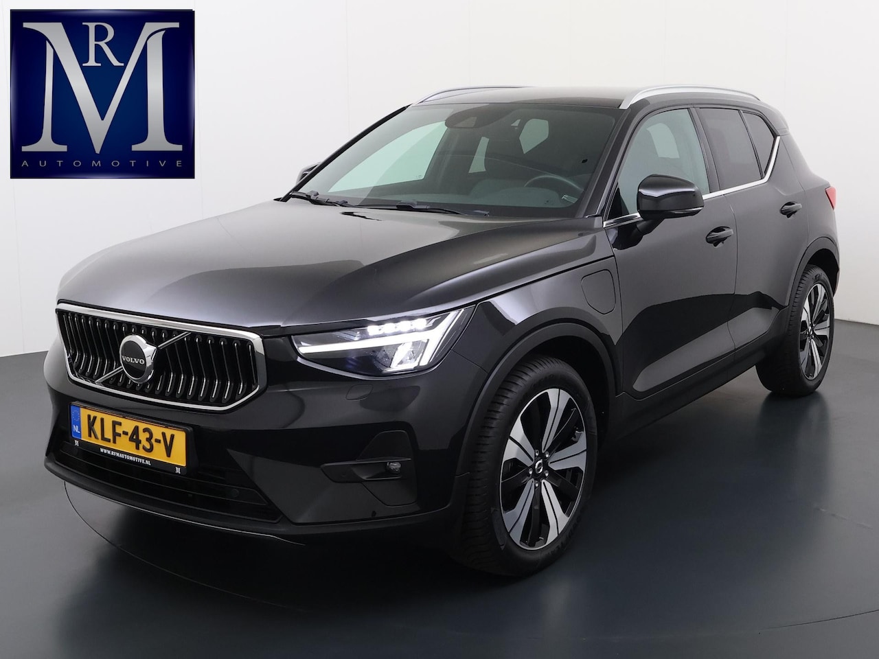 Volvo XC40 - 1.5 T4 Plug-in hybrid Core Bright BOMVOL! | STOEL + STUURVERWARMING |ELEK. TREKHAAK | KEYL - AutoWereld.nl