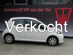 Toyota Aygo - 1.0 VVT-i NOW | 5-DRS | AIRCO | 1e EIGENARESSE | DEALER ONDERHOUDEN