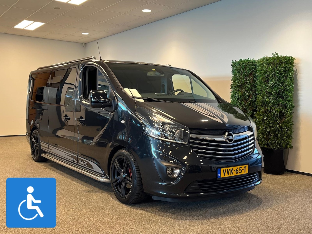 Opel Vivaro - L2H1 Rolstoelbus 2+1 of 5+0 opstelling - 2x zijschuifdeuren - AutoWereld.nl