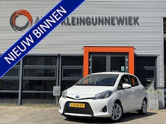 Toyota Yaris - 1.5 Full Hybrid Aspiration / Allseason Banden / Climate Control / Cruise Control /