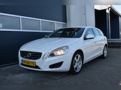 Volvo V60 - 2.0 D3 Kinetic