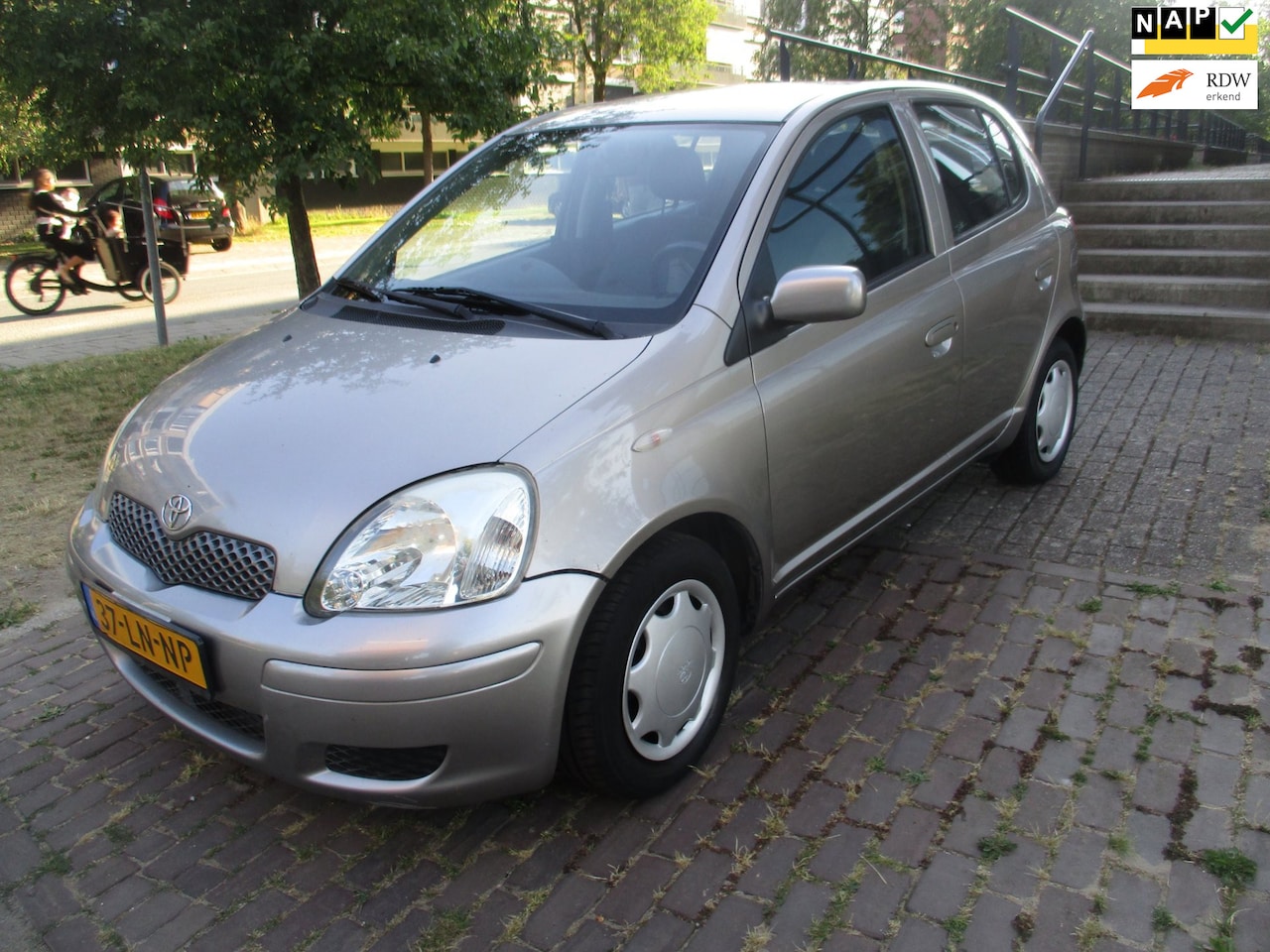 Toyota Yaris - 1.0 VVT-i Sol MMT//AUTOMAAT //AIRCO// - AutoWereld.nl