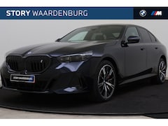 BMW i5 - eDrive40 M Sport / Trekhaak / Achteruitrijcamera / Bowers & Wilkins / Comfort Access / Ada