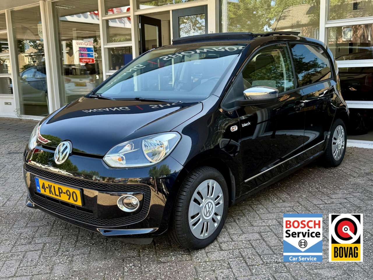 Volkswagen Up! - 1.0 high up! BlueMotion 1.0 High up! BlueMotion, Panodak, Navi, Pdc, Lm.. - AutoWereld.nl