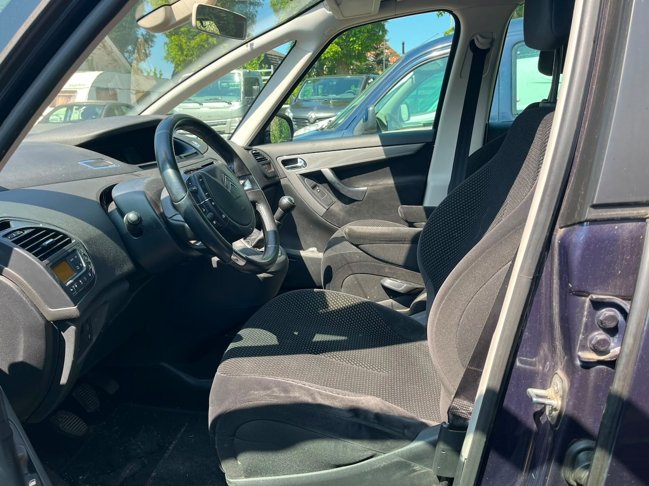 Citroën Grand C4 Picasso - 1.6 VTi Ambiance 7p. Koppakking lekt motorolie