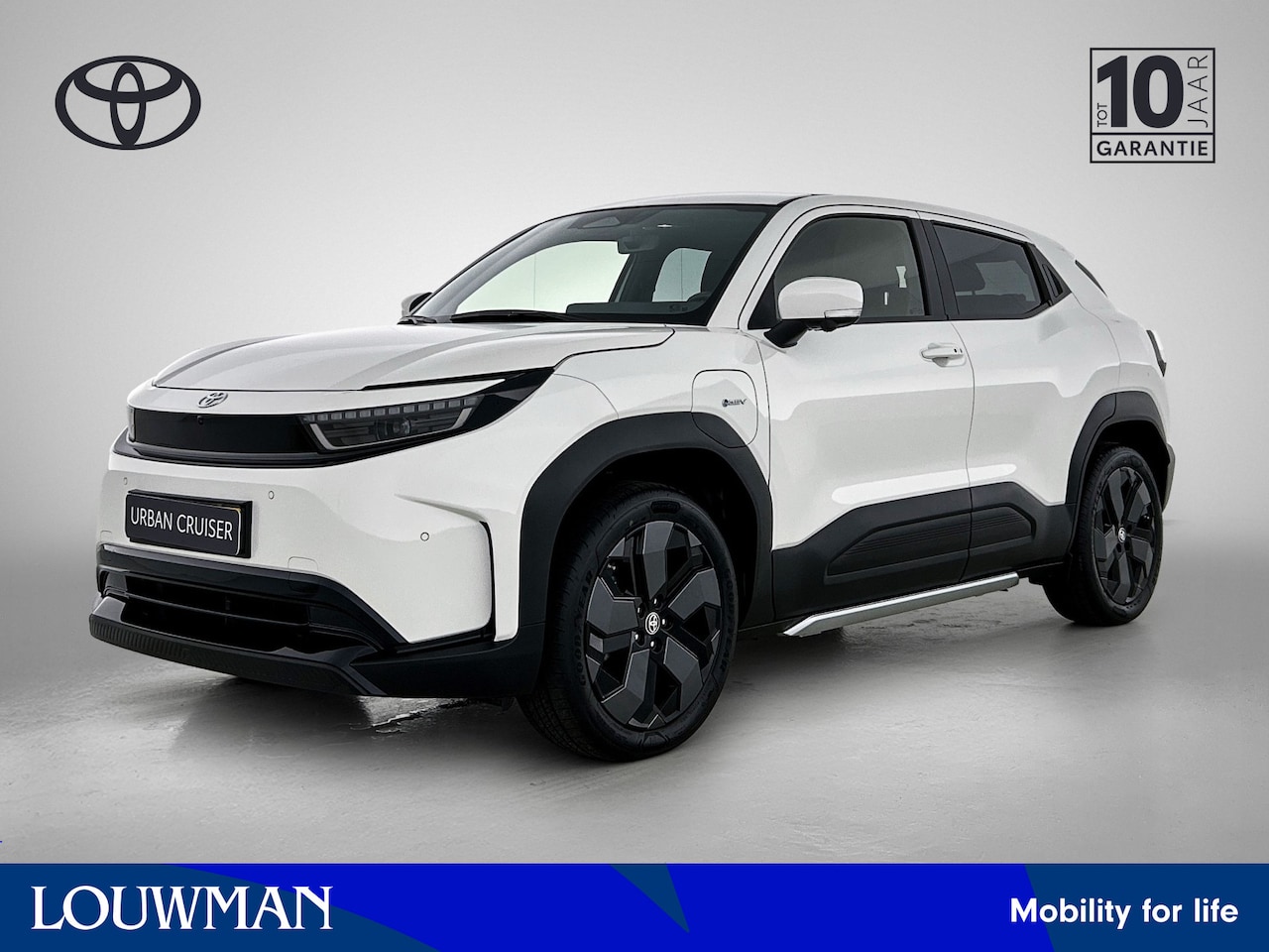 Toyota Urban Cruiser - Executive 61 kWh | Panoramadak | Nieuw model | Grote Batterij | - AutoWereld.nl