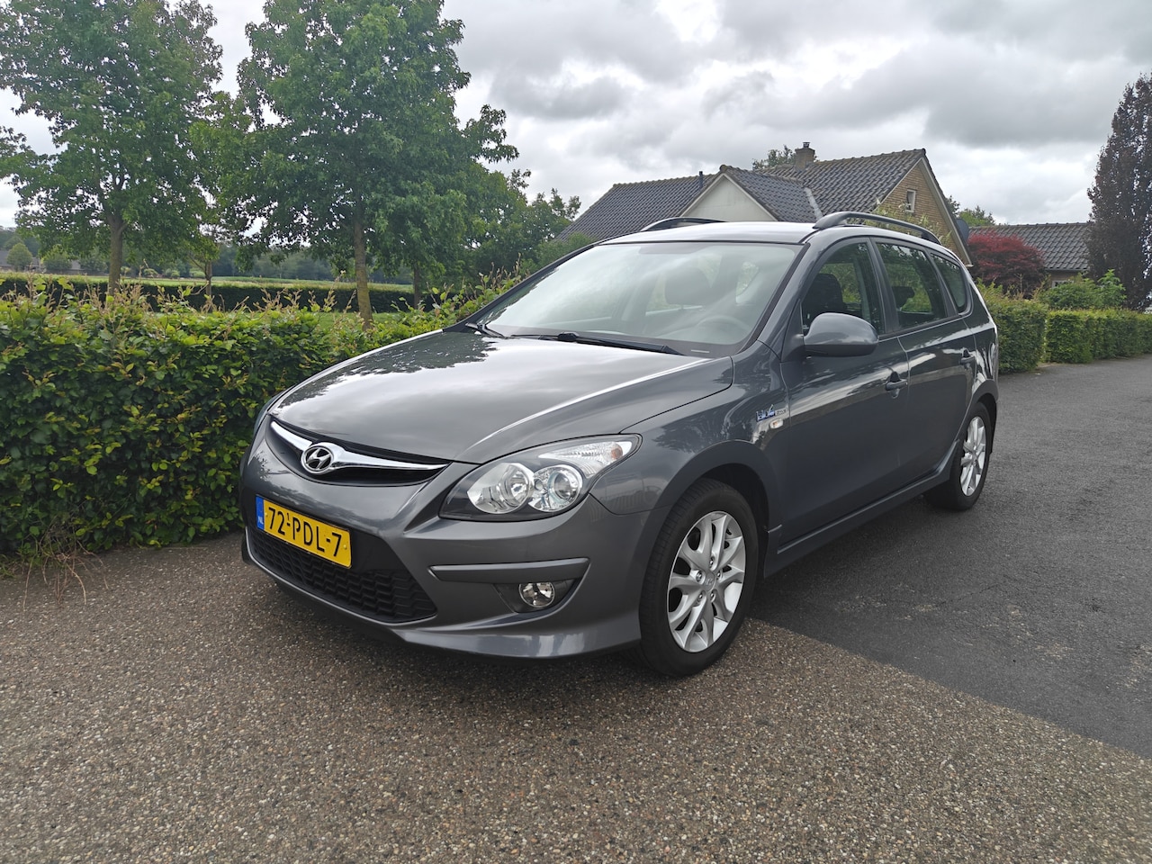 Hyundai i30 CW - 1.6 CRDi i-Drive Cool AIRCO BJ 2011 - AutoWereld.nl