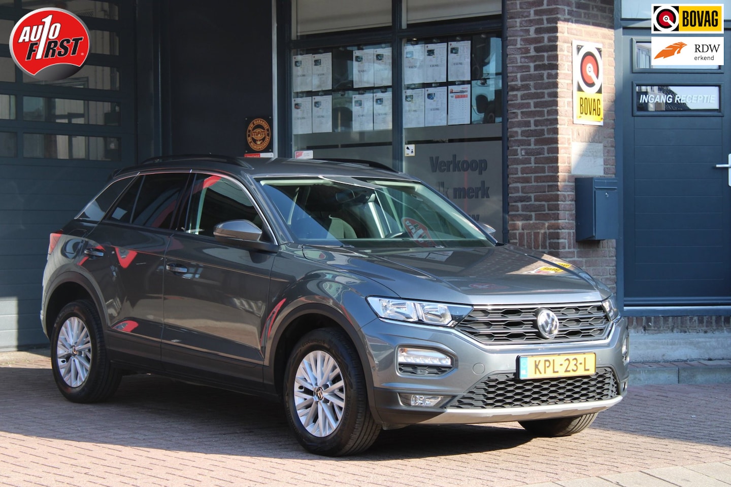 Volkswagen T-Roc - 1.0 TSI Style Business / Camera / Adaptive Cruise / Carplay / PDC - AutoWereld.nl