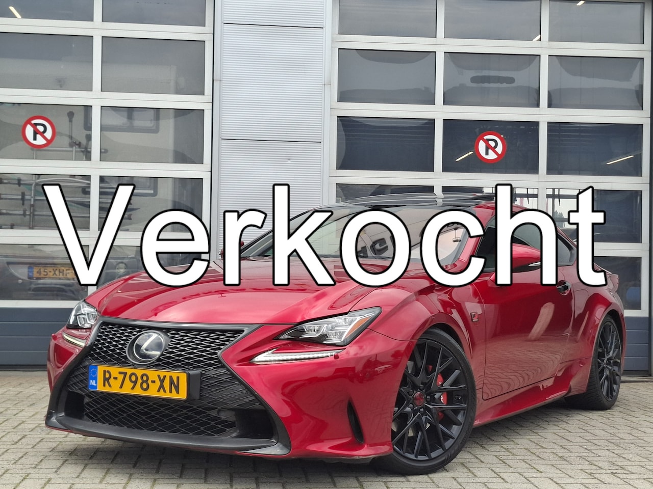 Lexus RC - 300h F SPORT Line | Navigatie | LM Velgen 19" | Voorstoelen Verwarmd/Geventileerd | Achter - AutoWereld.nl