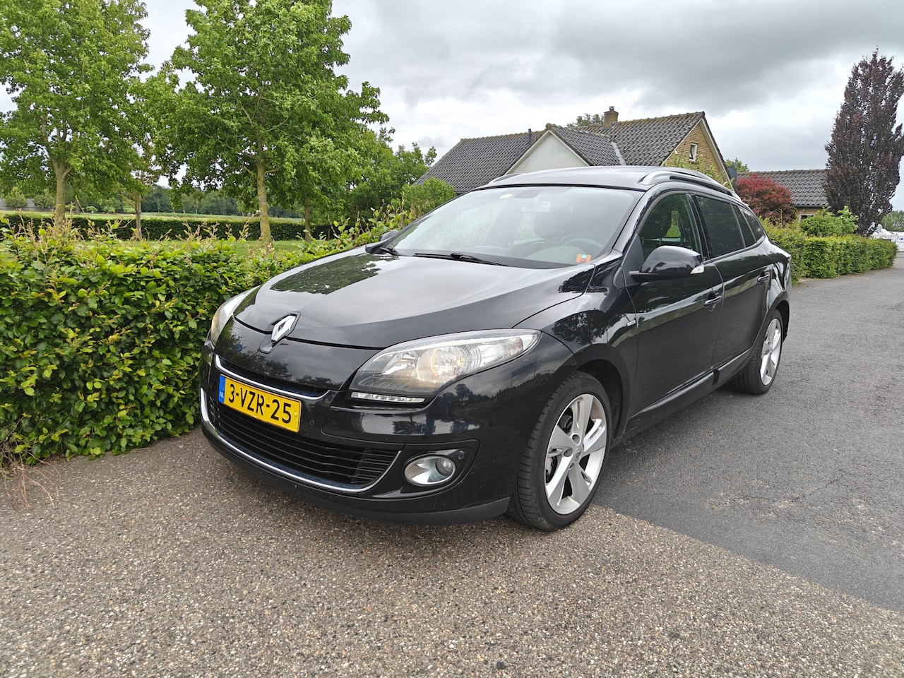 Renault Mégane - 1.5 dCi Bose S&S CLIMA/NAVI BJ 2012 - AutoWereld.nl