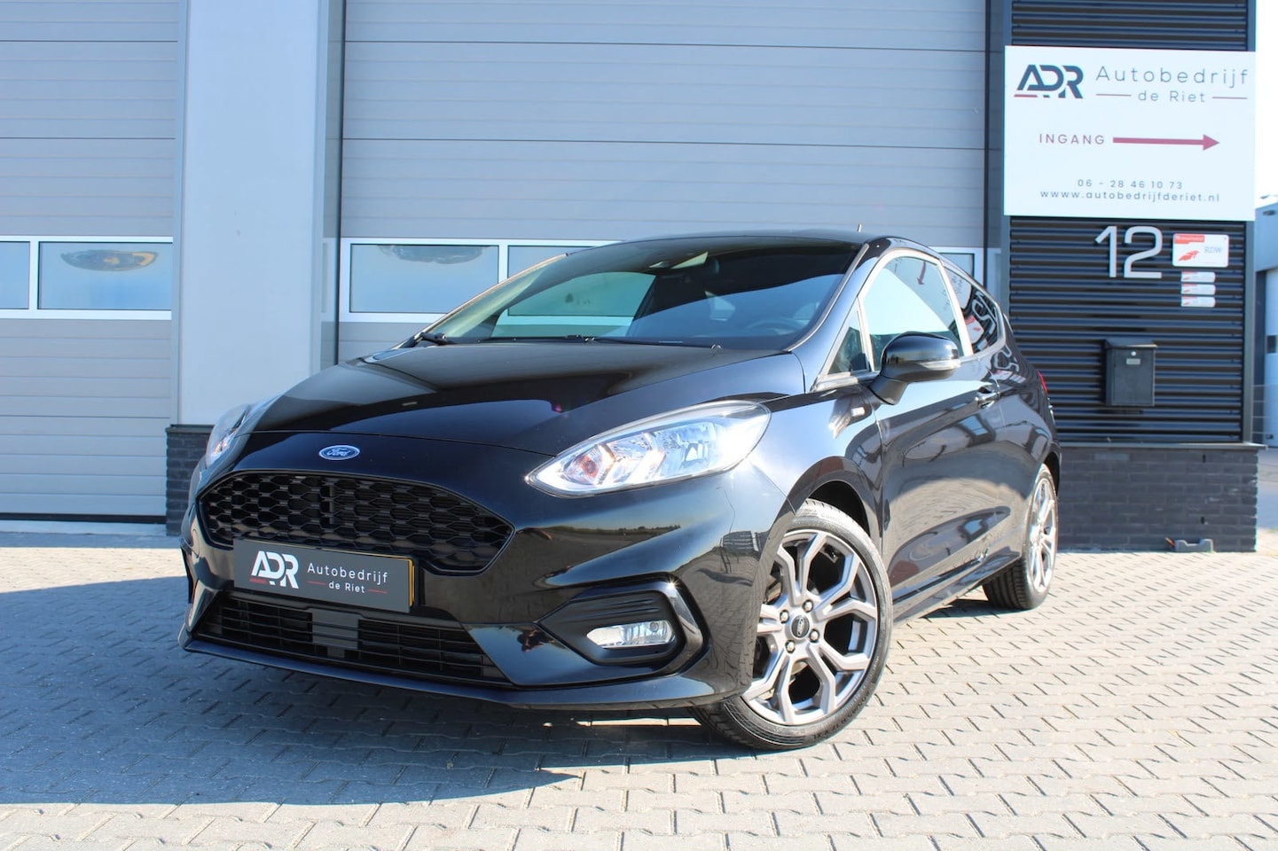 Ford Fiesta - ST-LINE/17''LM/PDC ACHTER/NAVI/APPLECARPLAY/STOELVER/VOLL - AutoWereld.nl