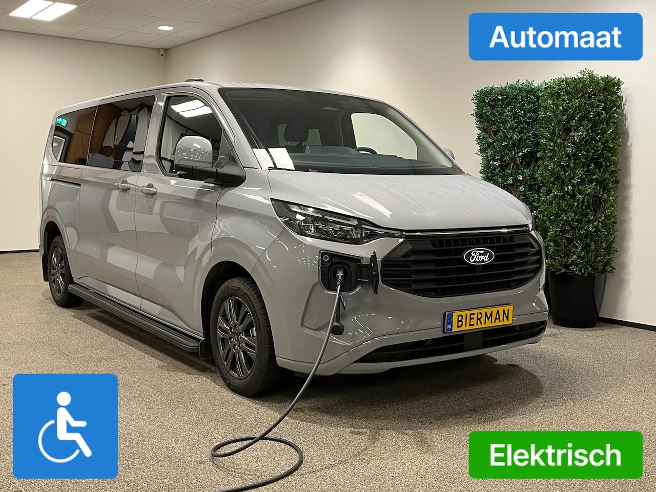 Ford Transit Custom - L2H1 Rolstoelbus Automaat HYBRIDE 4+1 incl. rolstoellift - AutoWereld.nl