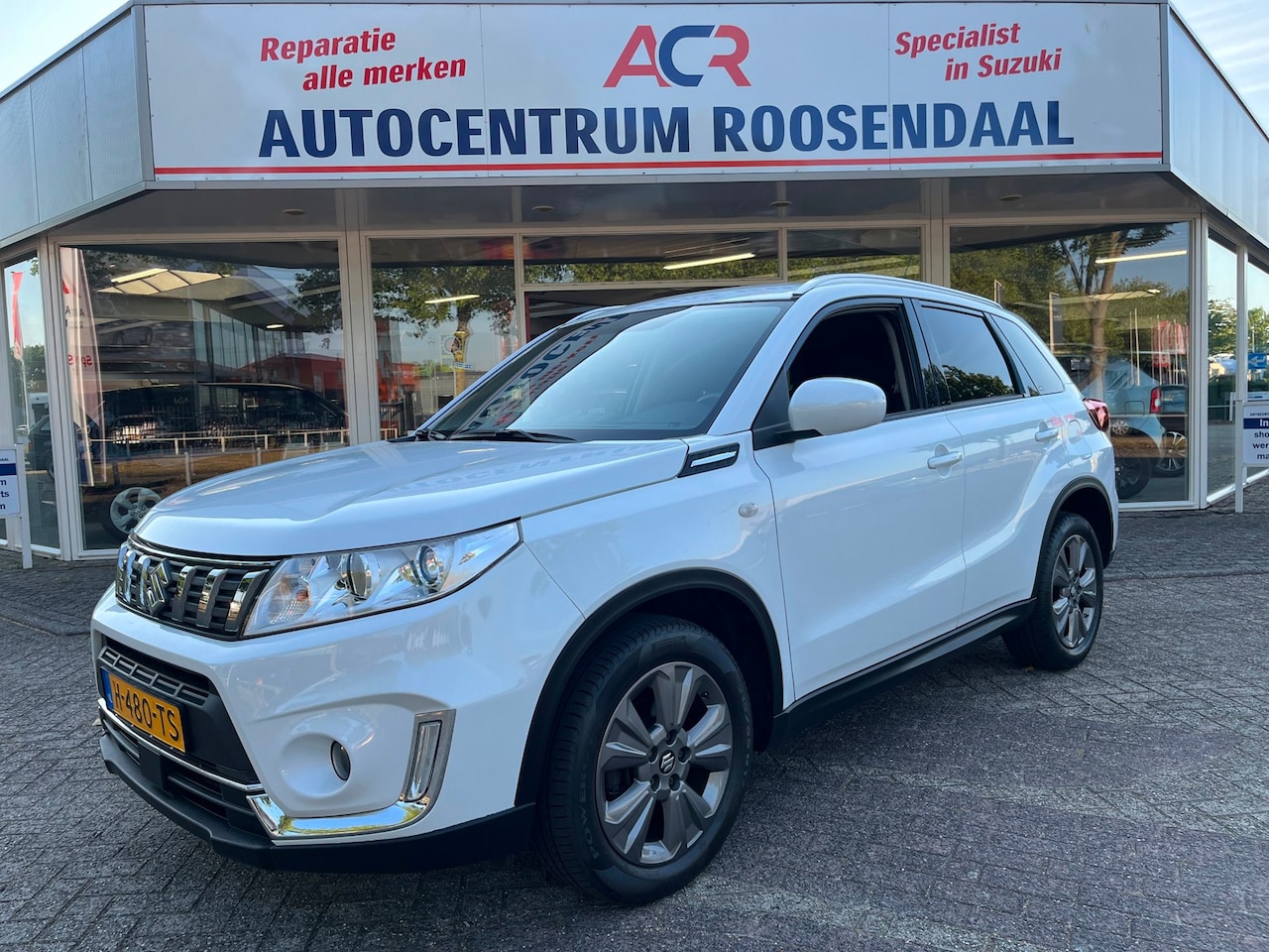 Suzuki Vitara - 1.0 Boosterjet Select AUTOMAAT 1e Eigenaar - AutoWereld.nl