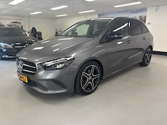 Mercedes-Benz B-klasse - 180 Launch Edition Gr. Navi Camera Led Dode hoek El Klep