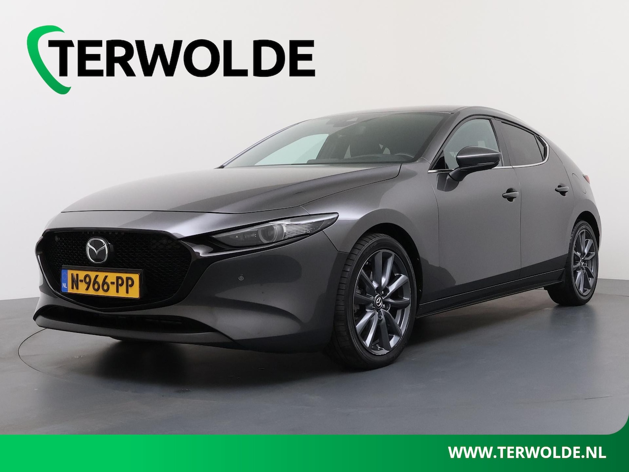 Mazda 3 Sport - 2.0 e-SkyActiv-G M Hybrid 150 Sportive | Parkeercamera | Adapt. Cruise | Keyless Entry | - AutoWereld.nl