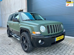 Jeep Patriot - 2.4i Limited Liberty AUT LEDER CLIMA 4WD NAP
